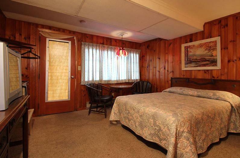 Dolphyn Motel Hampton Luaran gambar